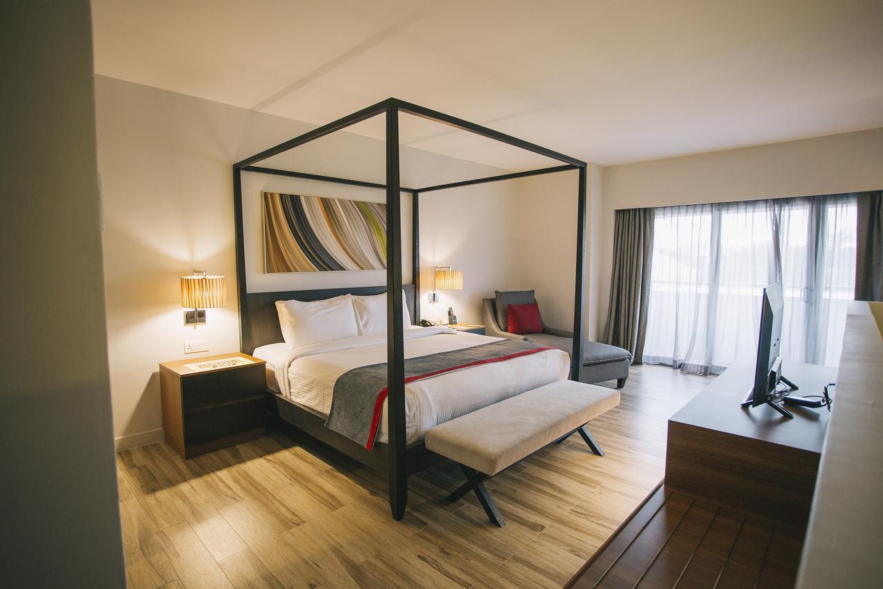 샌드&샌달스 데사루 비치 리조트&스파 외부 사진 A bedroom at the hotel