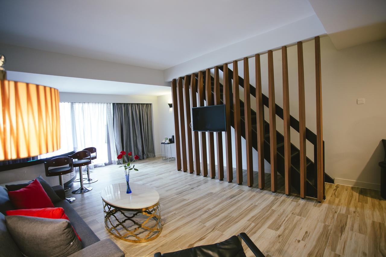 샌드&샌달스 데사루 비치 리조트&스파 외부 사진 A room at the hotel